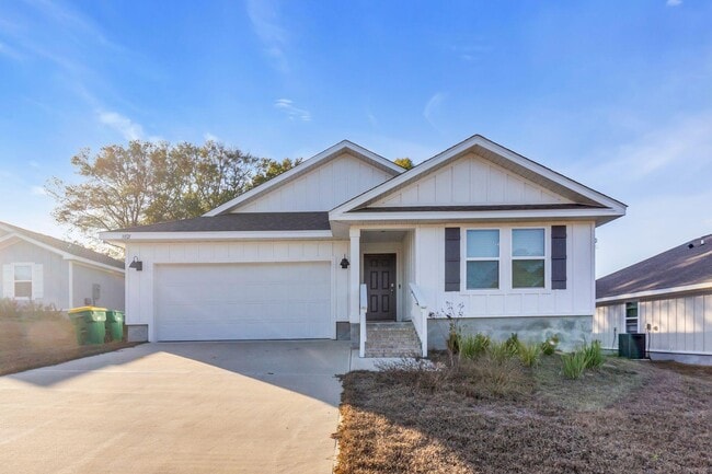 Building Photo - 3021 Jane Ln