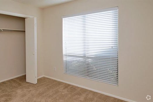 Valley Creek Apartments