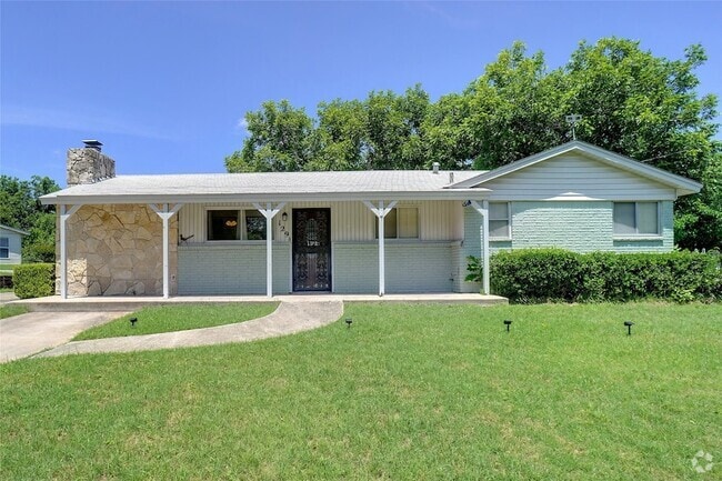 Building Photo - 129 Shoreline Dr Rental