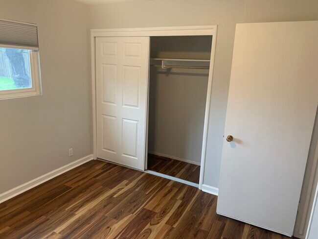 Photo - 1521 Colwood Dr