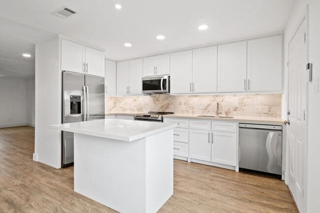 Photo - 10240 Longmont Dr Unit 48/1