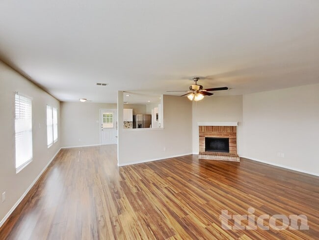 Photo - 736 Elizabeth Dr