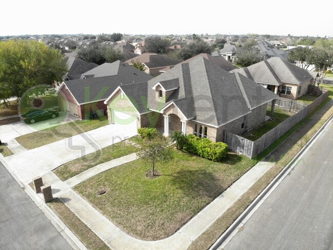 Building Photo - Beautiful McAllen Corner Lot Home--3 Bedroom, 2 Bath + Home Office