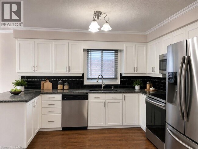 Photo - 530 Peach Blossom Ct