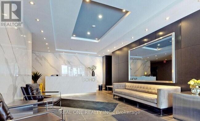 Photo - 350 Wellington St W Unité 225