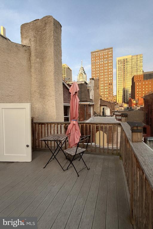 Photo - 2034 Chestnut St Unit 3R