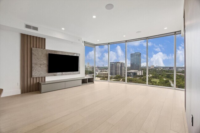 Photo - 3333 Allen Pkwy Unit 1905