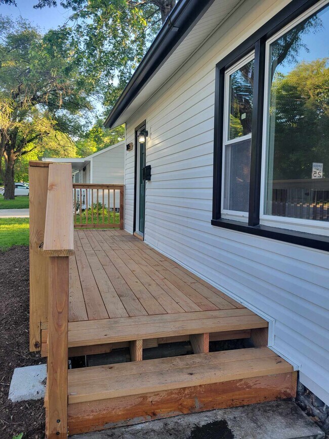 Photo - 1005 S Brockway St