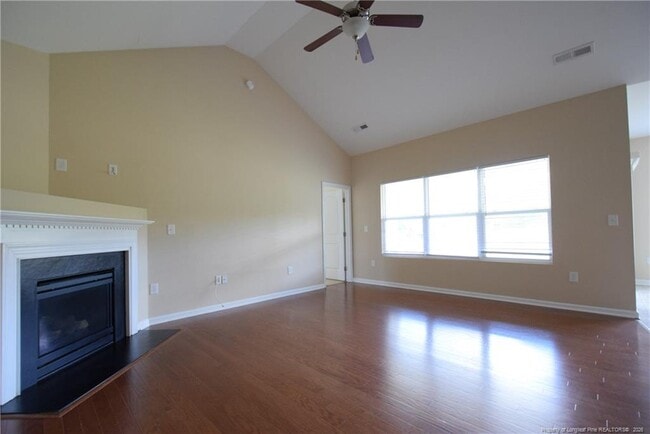 Photo - 2541 Spinnaker Dr