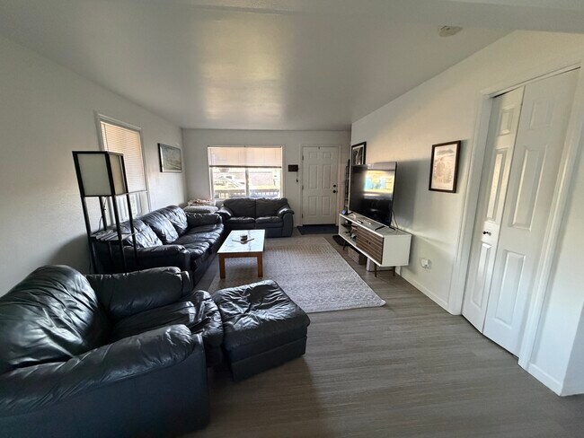 Photo - 2303 W Beall St Unit 2303 W. Beall