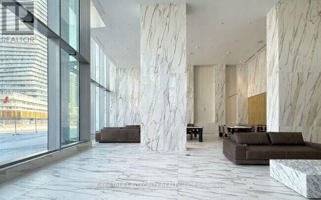 Photo - 448 Burnhamthorpe Rd W Unit 1005