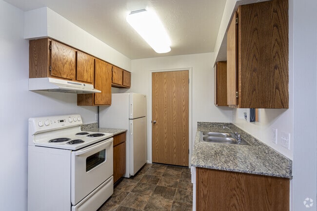 2BR, 1BA - 1,000SF