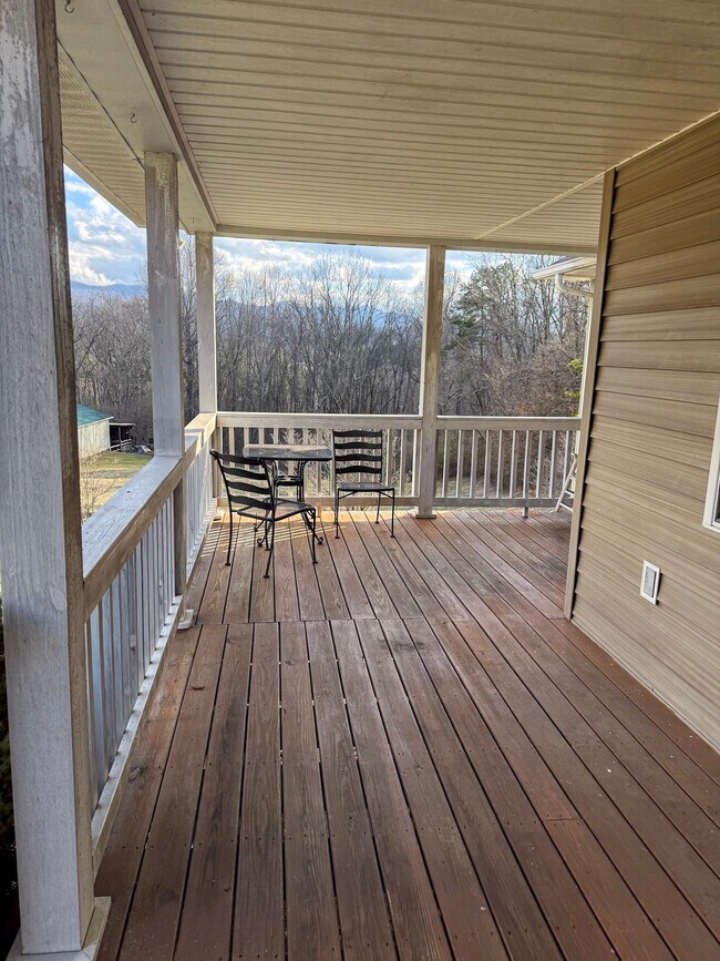 Photo - 74 Lockes Way