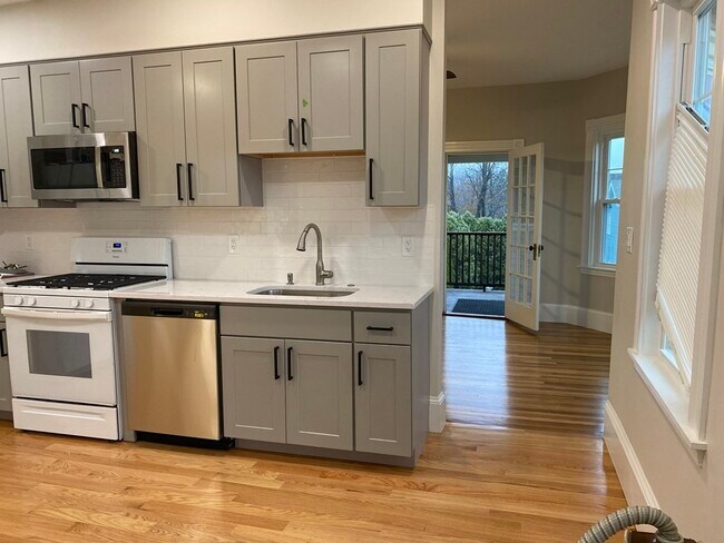 6 Primrose St Unit 2