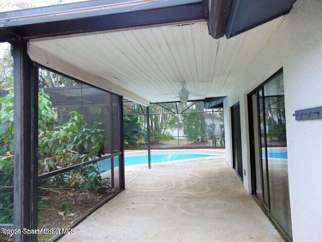 Photo - 300 Olympia Ct