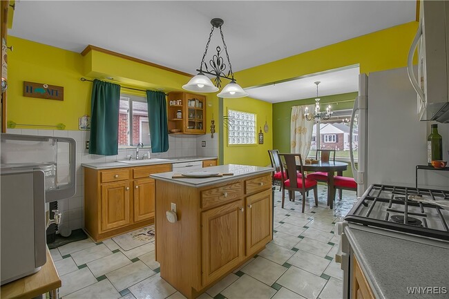 Building Photo - 179 Hamilton Blvd Rental