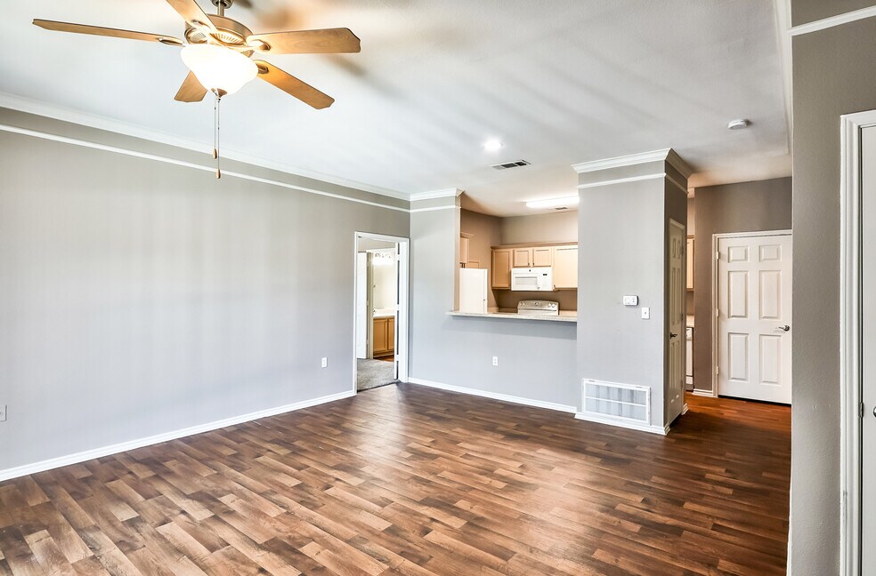 Creekwood Place