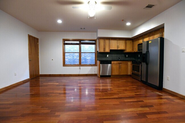Photo - 4801 Palisade Ave Unit 4a