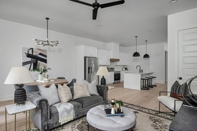 Photo - 212 Jennings Ave Unit A