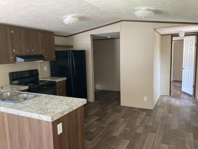 Photo - 2209 E Effingham Hwy