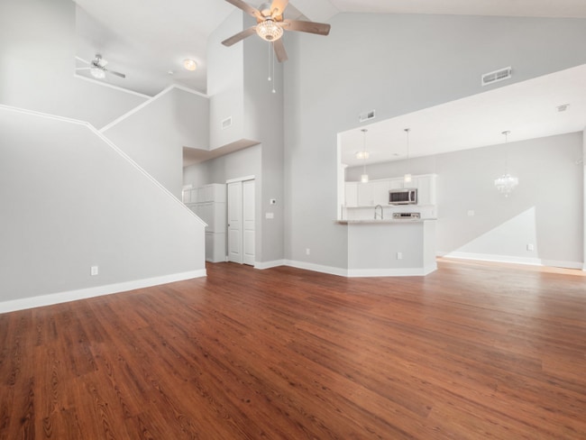 101 Glenridge Dr