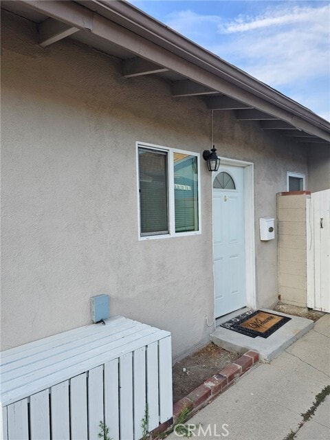 Building Photo - 10020 Gothic Ave Rental