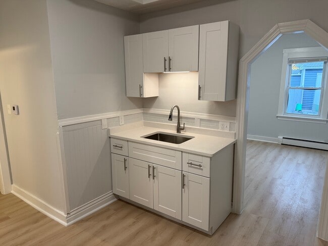 Photo - 5 Free St Unit 1