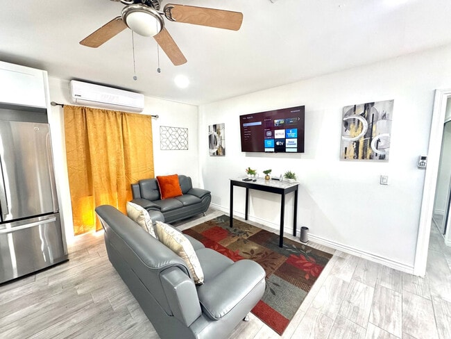 Photo - 10154 Campo Rd Unidad ID1471798P