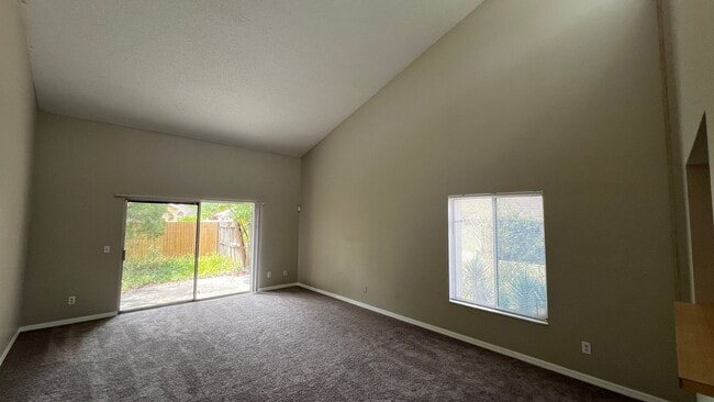 Photo - 112 Dahlia Village Cir