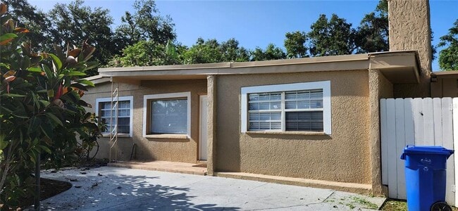 Photo - 1103 Southside Dr