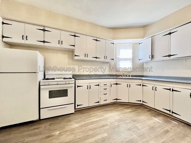 Photo - 1133 3rd St Unit 3