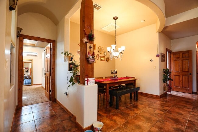 Photo - Roomy 4 bedroom Home with Solar Panels