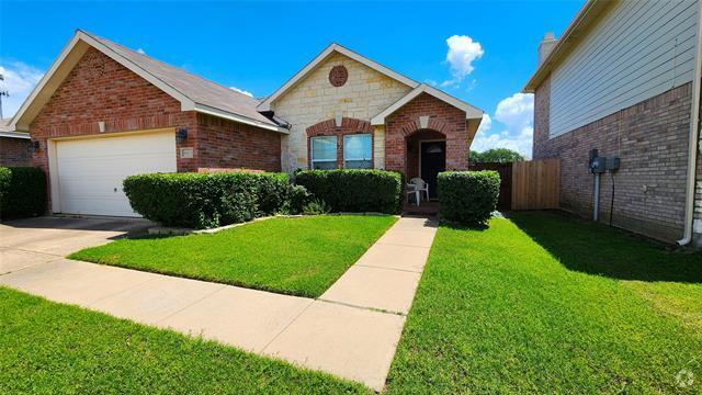 Building Photo - 6613 Longleaf Ln Rental