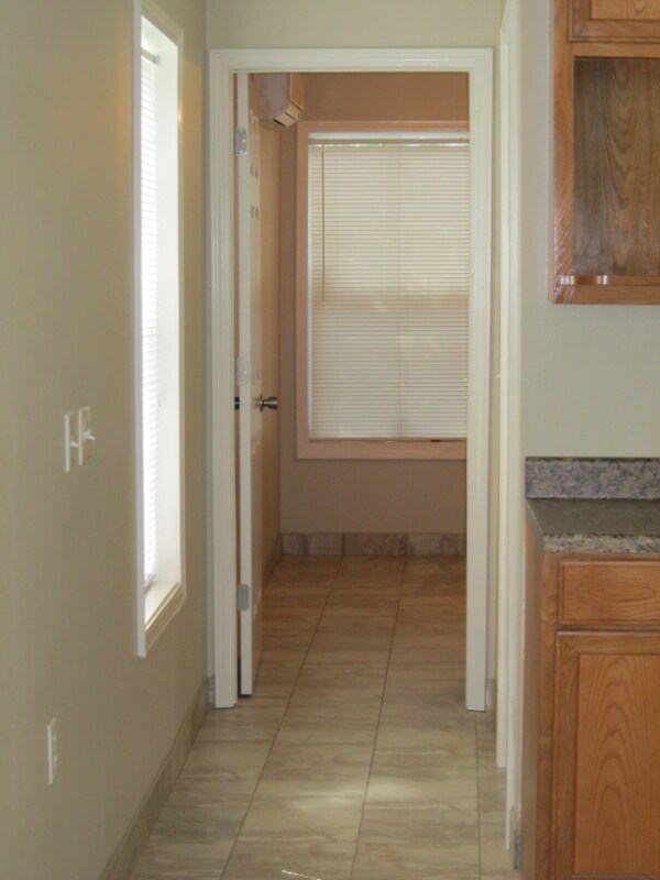 Photo - 10200 MS-613