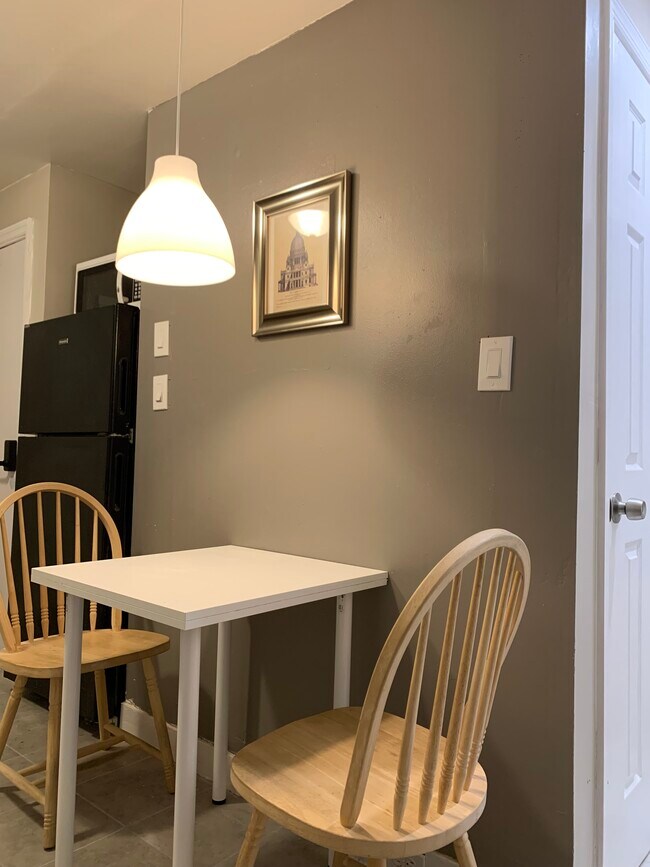 Photo - 4010 Ludlow St Unit 4010-3A 4010 Ludlow St