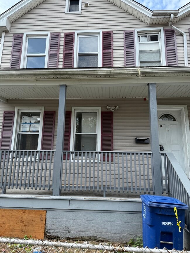 Building Photo - 49 Sedgewick St Rental