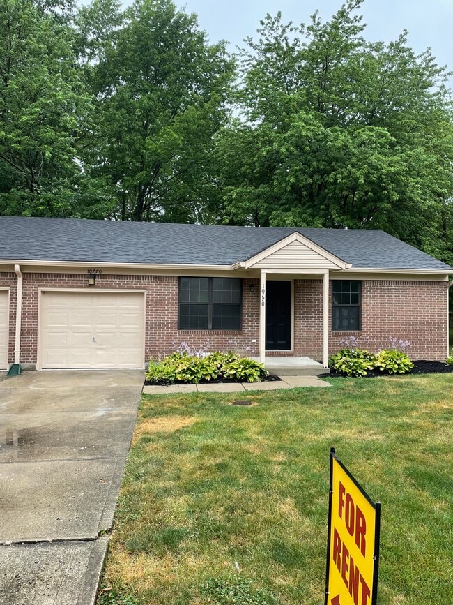 Building Photo - 10770 N Park Ave