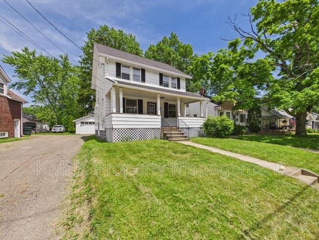 Photo - 2899 Northland St