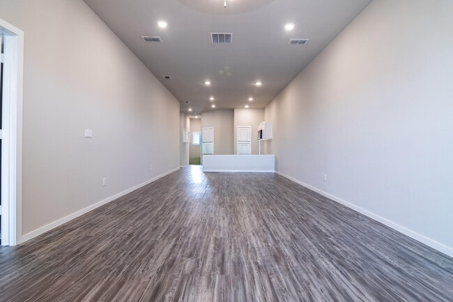 Photo - 2127 N Texas Ave