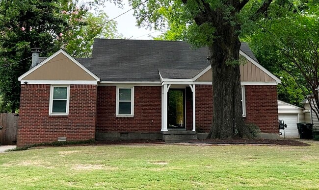 Building Photo - 2888 Midland Ave