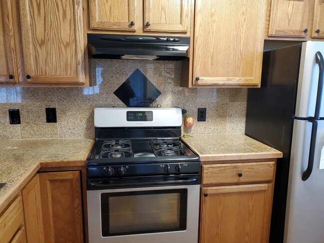 Photo - 709 Burgess Dr