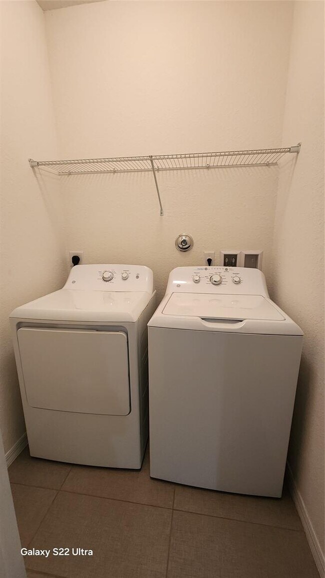 Photo - 3364 NW 10th Ave