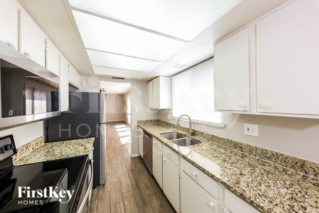 Photo - 13807 N 52nd Ave