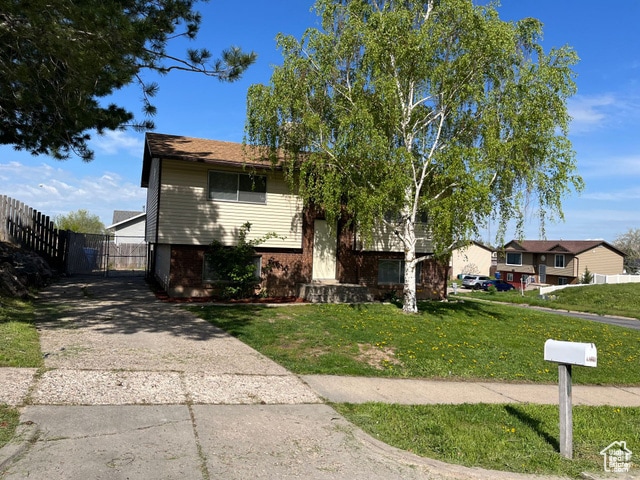 Building Photo - 1221 E Ave Rental