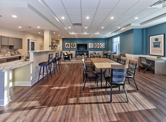 Photo - One Thompson Avenue