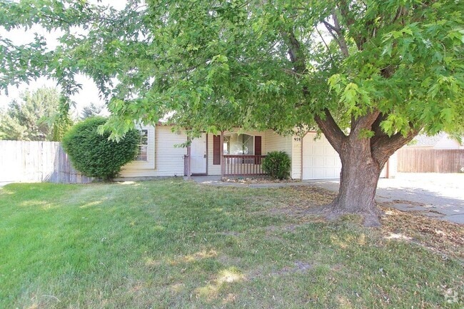 Building Photo - 978 Johnson Dr Rental