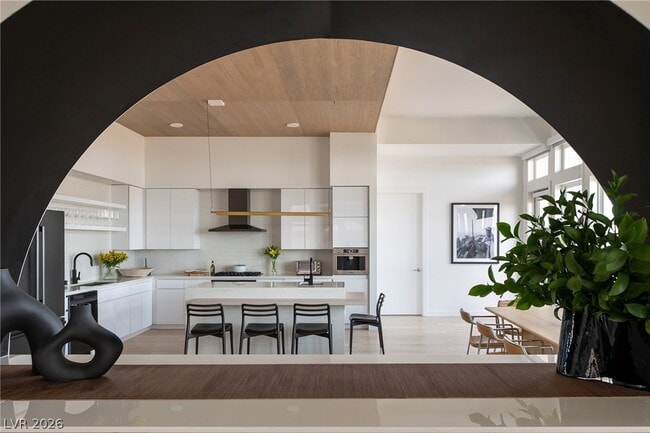 Building Photo - 11055 S Las Vegas Blvd Unit 3004