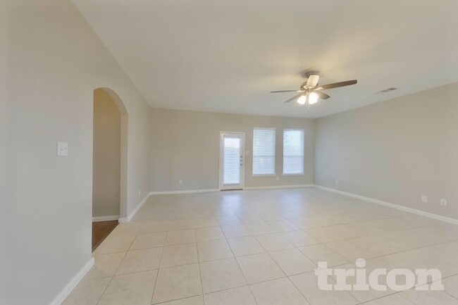 Photo - 714 Shady Meadow Ln