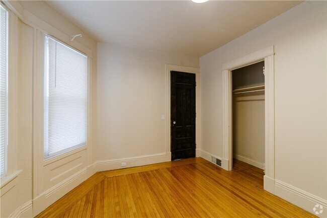 Building Photo - 40 Shepard St Rental