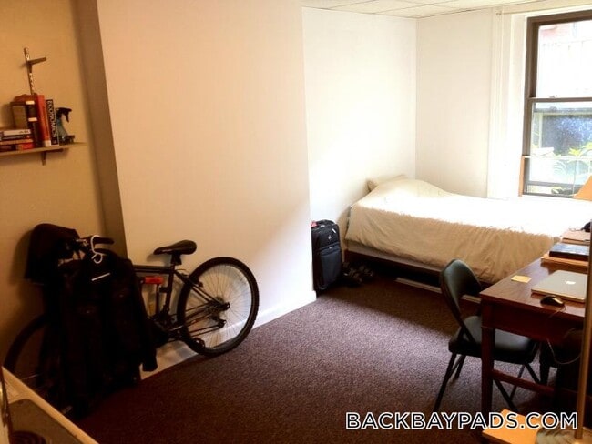 Photo - 405 Beacon St Unit C